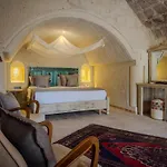 Zemi Cappadocia * Göreme